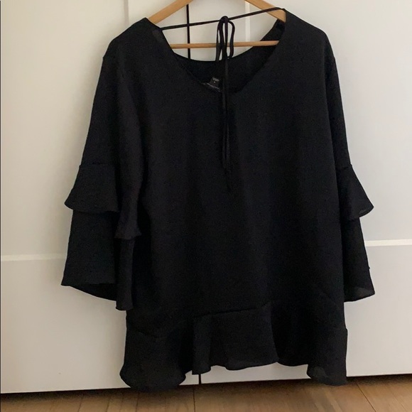 Ann Taylor Ruffle Arm Top - Picture 2 of 4